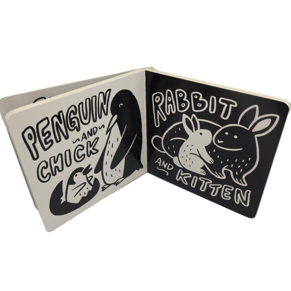 Quiggly High Contrast Baby Toy Set - Black and White Newborn Sensory Toys ,0-6m - Picture 5 of 16